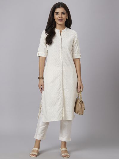 Globus Women Off White Embroidered Mandarin Collar Straight Kurta