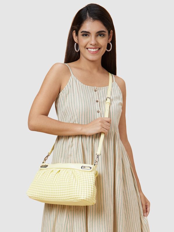 Globus Women Yellow Textured Handheld Bag