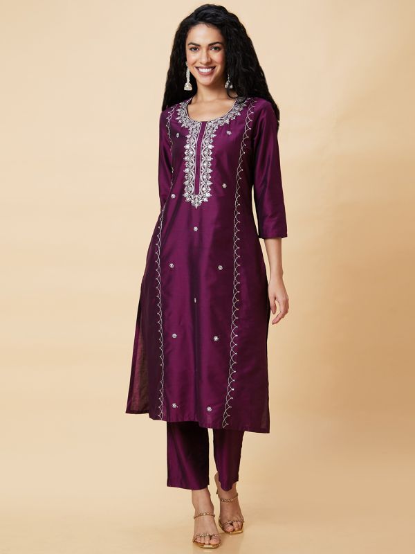 Globus Women Purple Embroidered Round Neck Festive Straight Kurta Set With Trouser