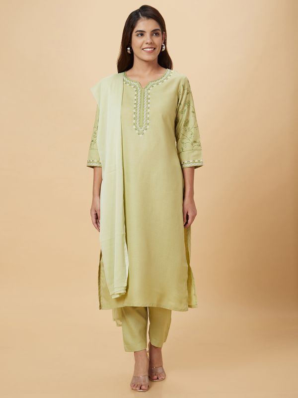 Globus Women Green Embroidered Kurta Set with Trouser