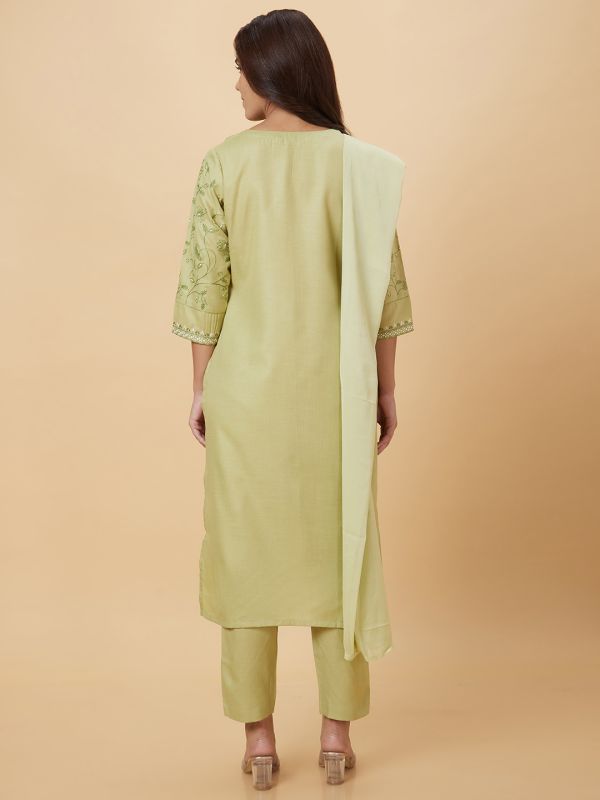 Globus Women Green Embroidered Kurta Set with Trouser