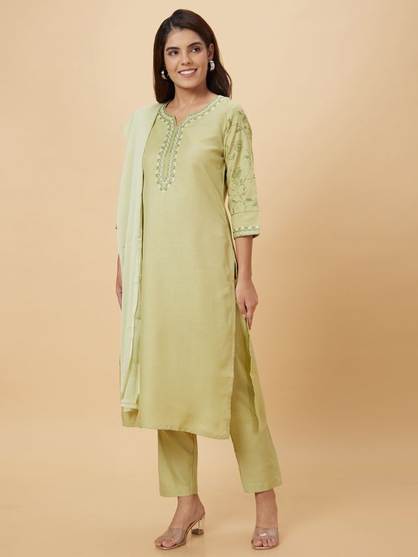 Globus Women Green Embroidered Kurta Set with Trouser