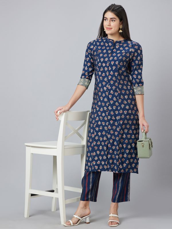 Globus Women Blue Printed Straight Kurta Set with Trouser