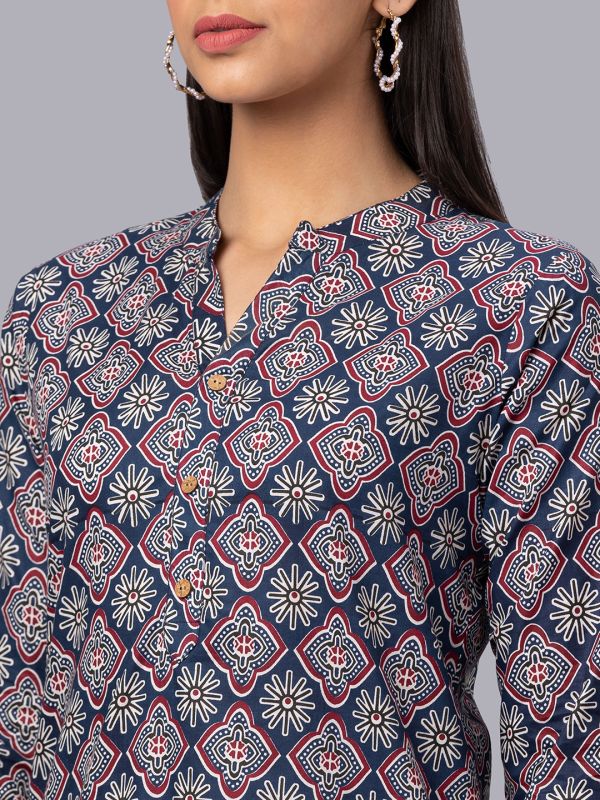 Globus Women Indigo Printed Mandarin Collar 3/4 Sleeves Straight Kurta