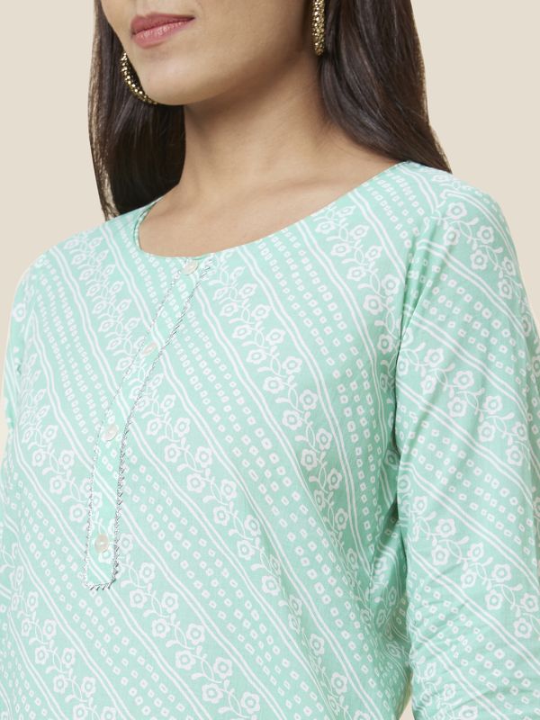 Globus Women Green Printed Straight Kurta