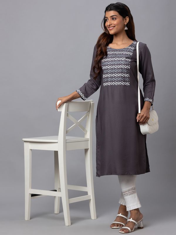 Globus Women Grey Round Neck Solid Kurta With Yoke Print Detail