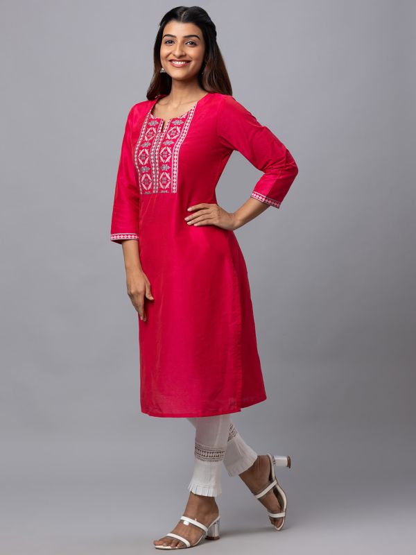 Globus Women Pink Round Neck Solid Column Kurta With Yoke Print Detail