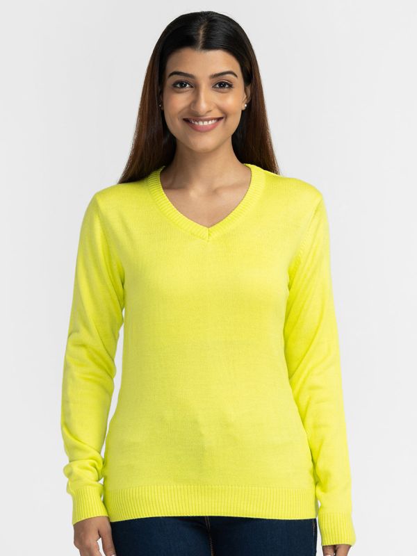 Globus Green Solid Pullover Sweater