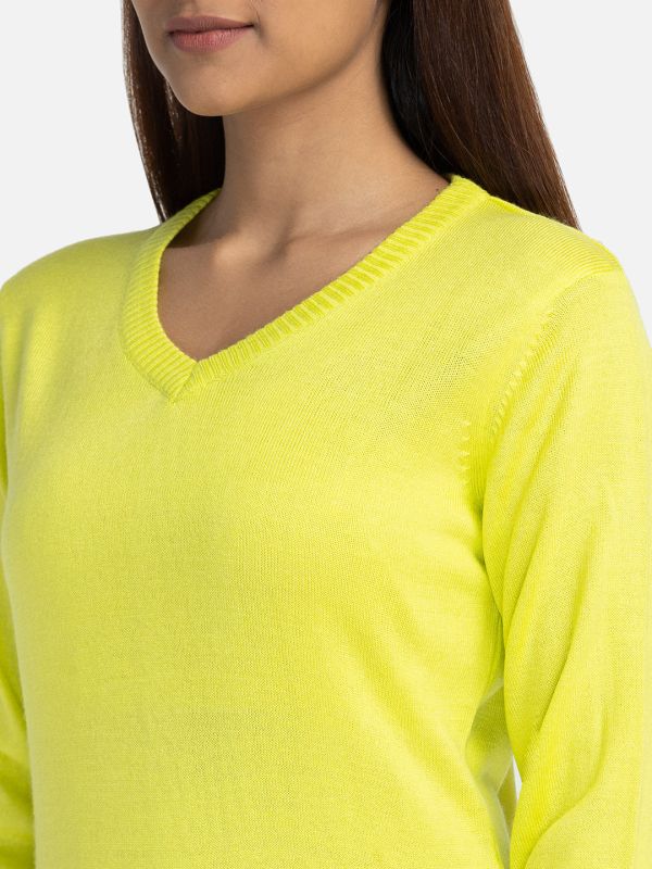 Globus Green Solid Pullover Sweater